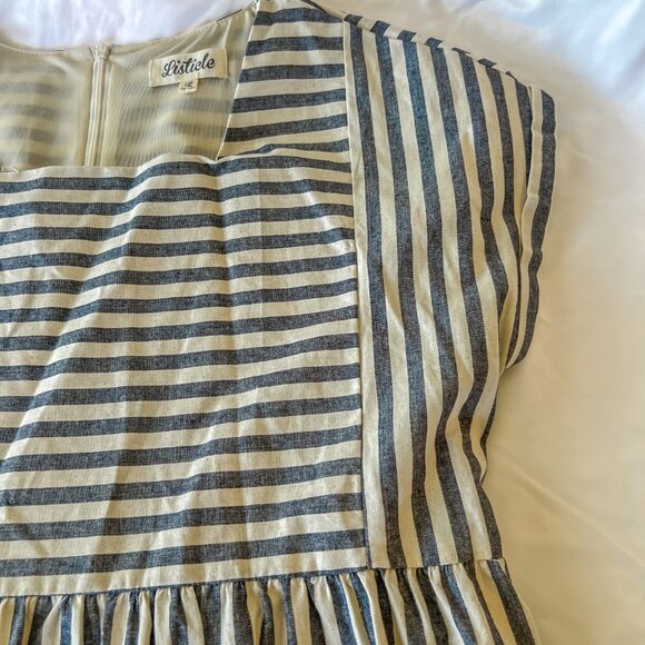 Listicle Blue and White Striped Dress Women's Size Large Zipper Square Neck - Picture 2 of 3